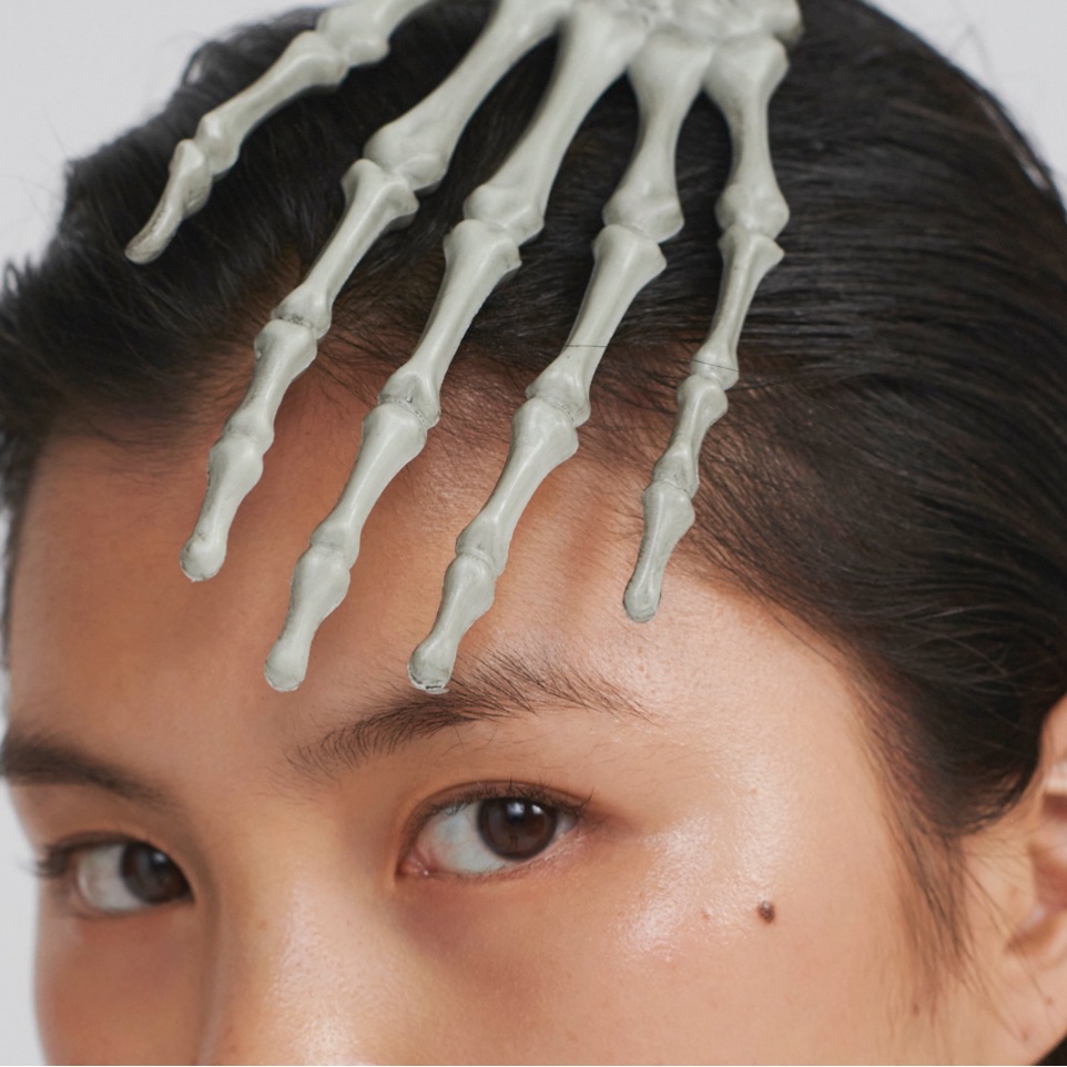Gothic Skeleton Hand Hair Clip / Halloween Skull Hand